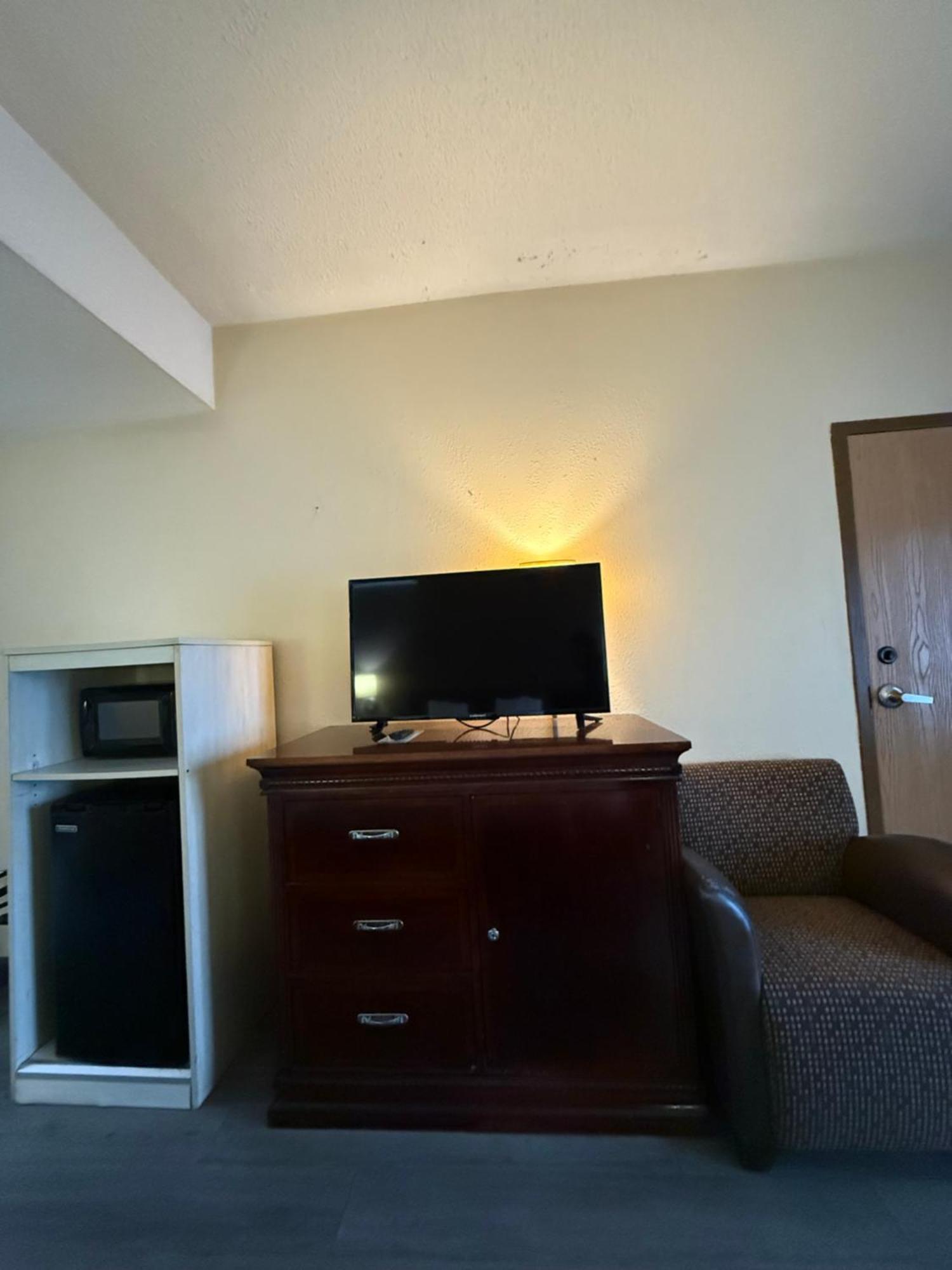 Quality Inn & Suites Exmore Exterior photo