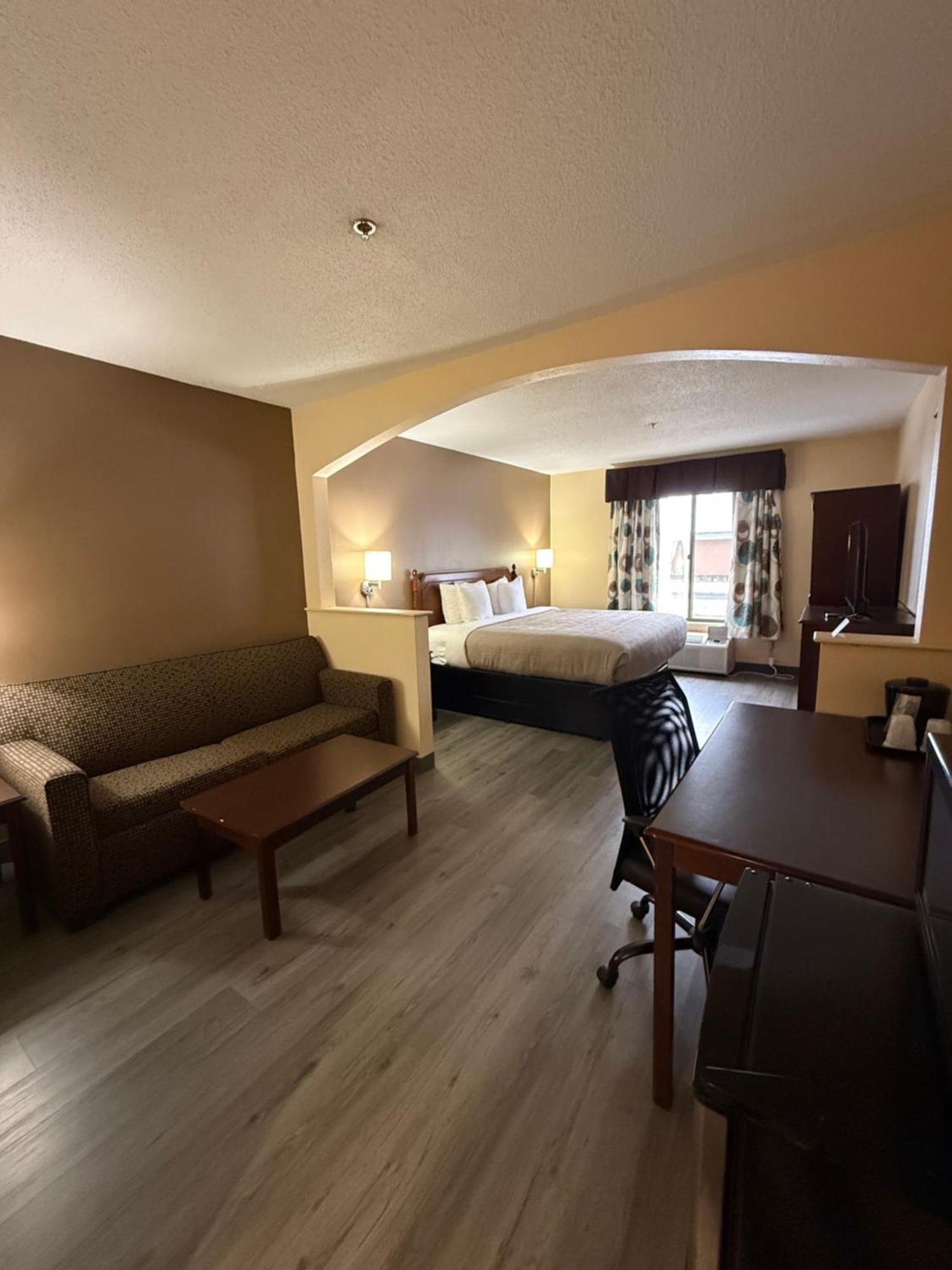 Quality Inn & Suites Exmore Exterior photo